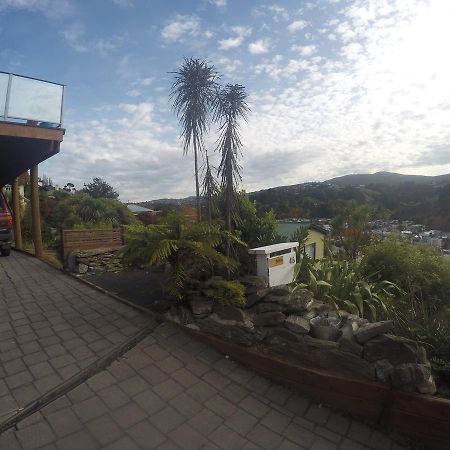 ダニーデン Sleep On The Steepest Street In The World! Bed & Breakfast エクステリア 写真